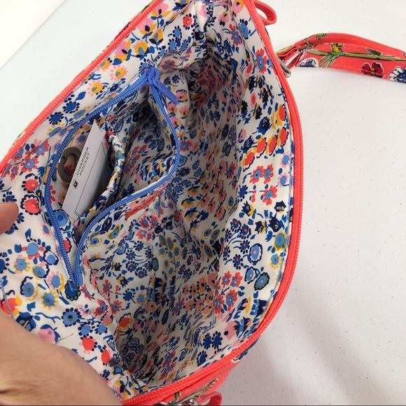 New Vera Bradley + RFID Protection crossbody bag - Picture 6 of 8